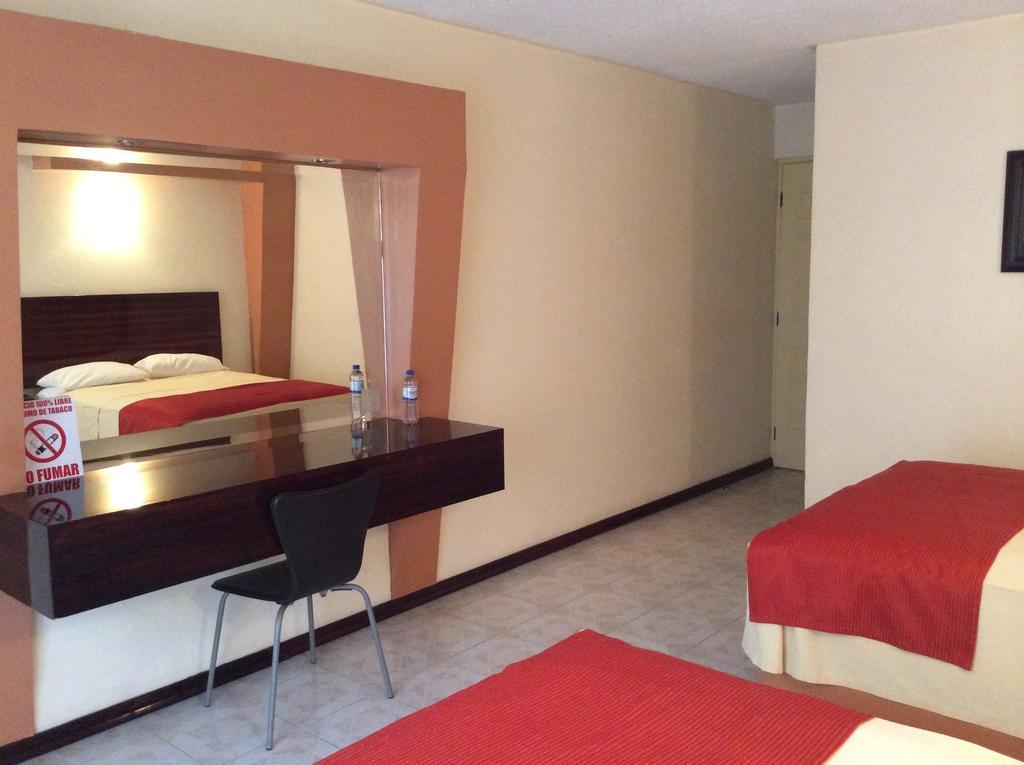 Hotel La Media Luna Inn Huejutla de Reyes Room photo